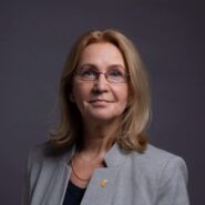 Theresa Szarzec